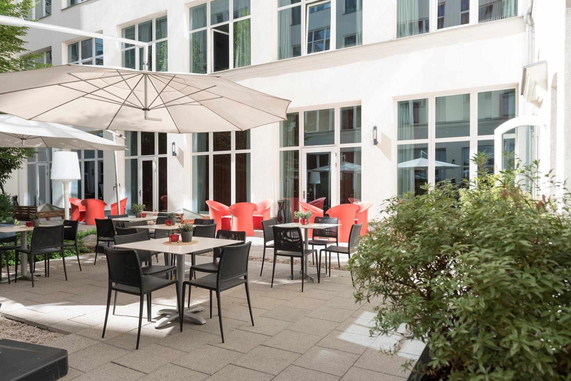 Adina Apartment Hotel Berlin Checkpoint Charlie Luaran gambar